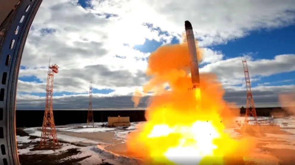 Rusia probó su misil balístico intercontinental y Putin advirtió a los que "intentan amenazar" a su país