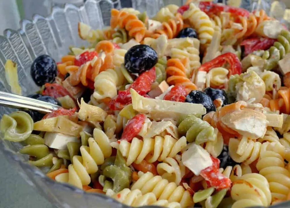 Ensalada con fideos: todos los ingredientes para preparar la mejor