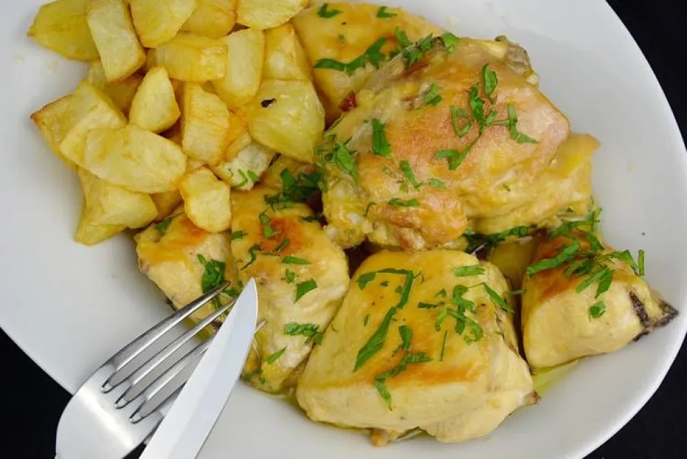 Una receta increíble: aprendé a cocinar pollo al ajillo
