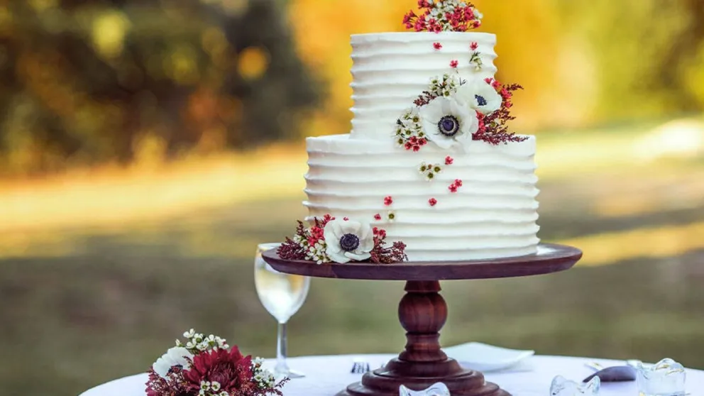 Puso marihuana en la comida de su boda y los invitados terminaron intoxicados