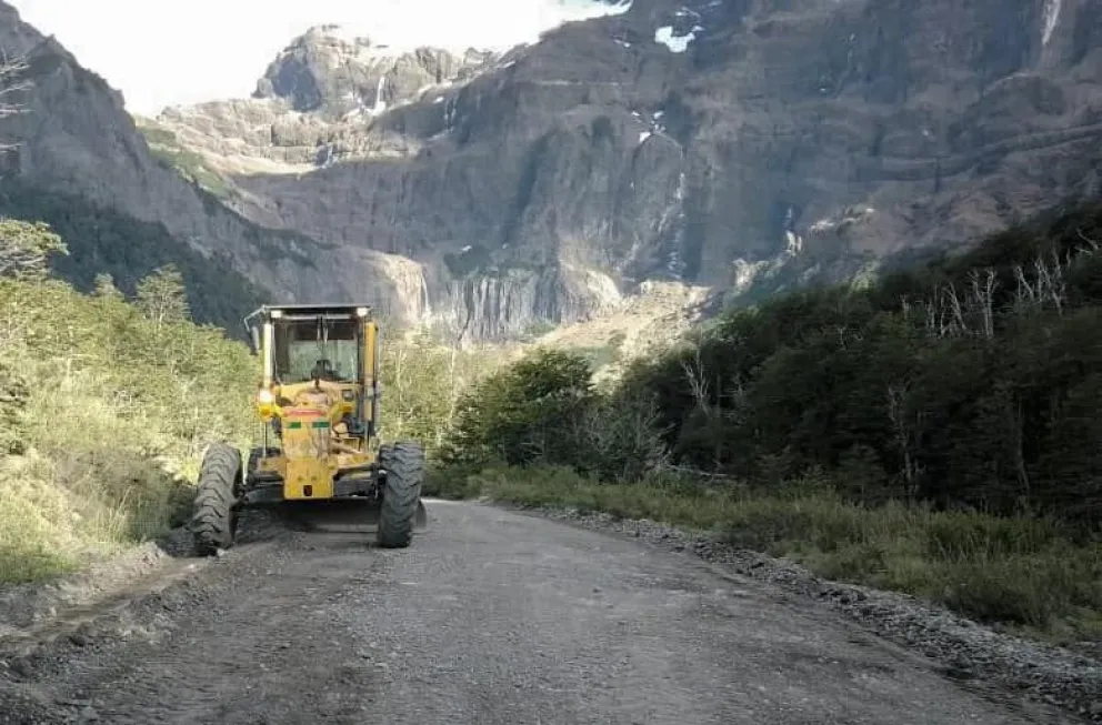 Cierran el camino a Tronador para vehículos bajos por tareas de mejoras