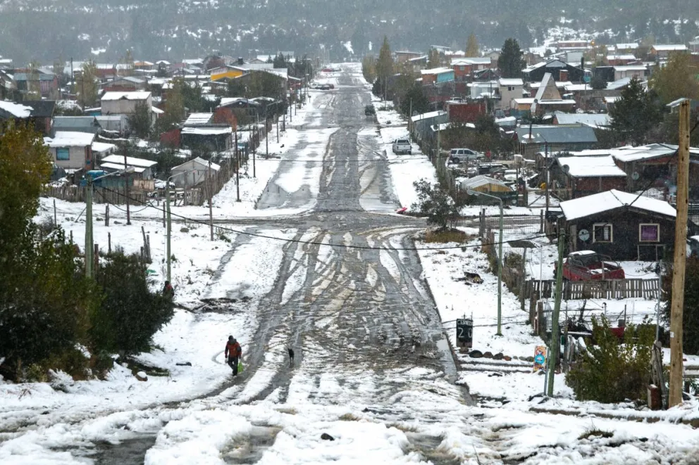 Finde inestable en Bariloche: ¿da paso a una semana completa de nieve?