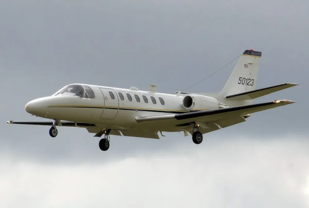 La Provincia aseguró que el uso del avión será preferentemente sanitario