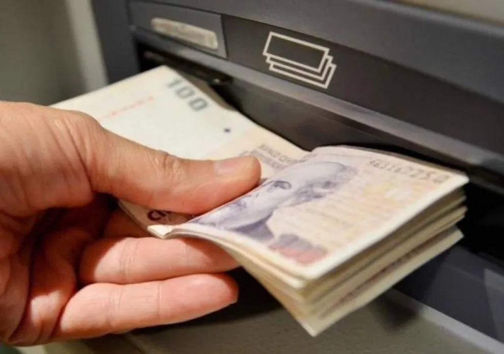 Las y los trabajadores estatales cobrarán sus salarios entre el 3 y 7 de mayo	