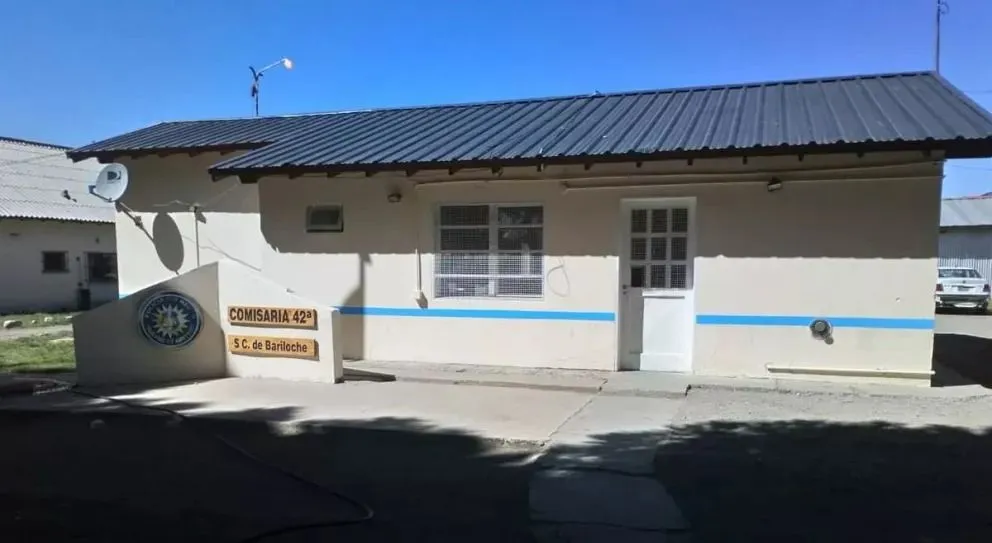 Un Policía hirió a otro de un balazo en el pecho y se dio intervención a la Justicia  