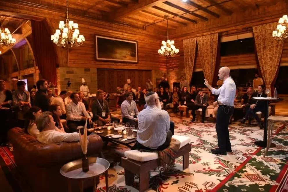 Macri, Larreta y Milei pasaron por el Foro Llao Llao