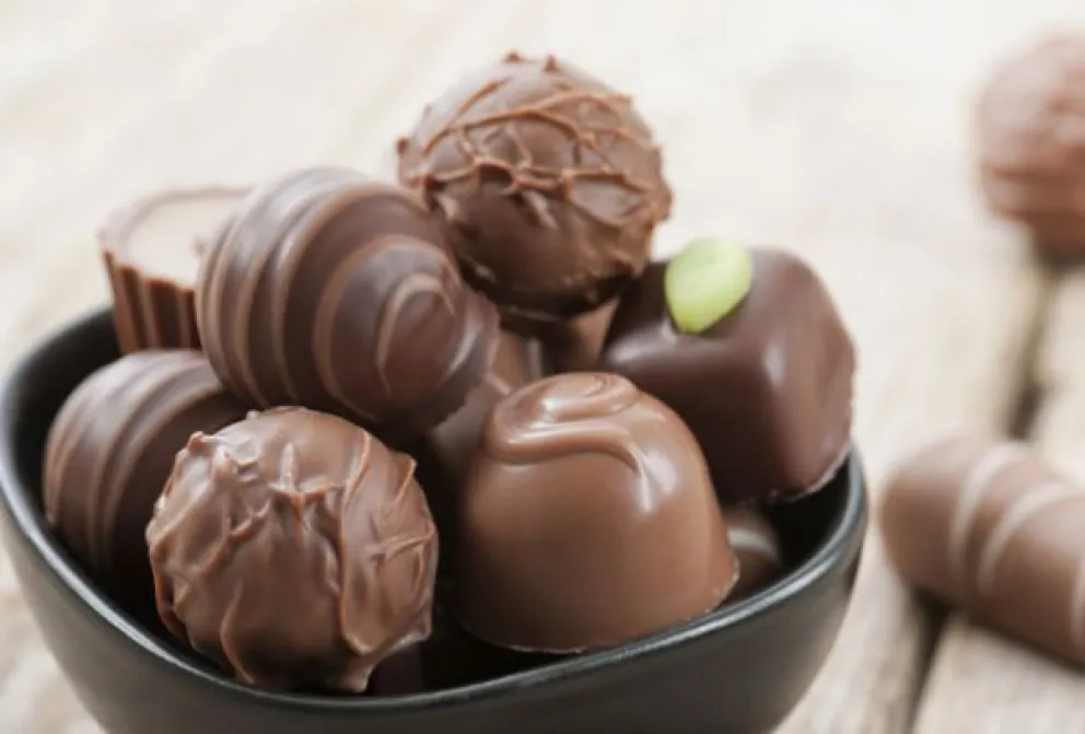 Cómo hacer deliciosos bombones de chocolate y nuez ¡en solo 20 minutos!