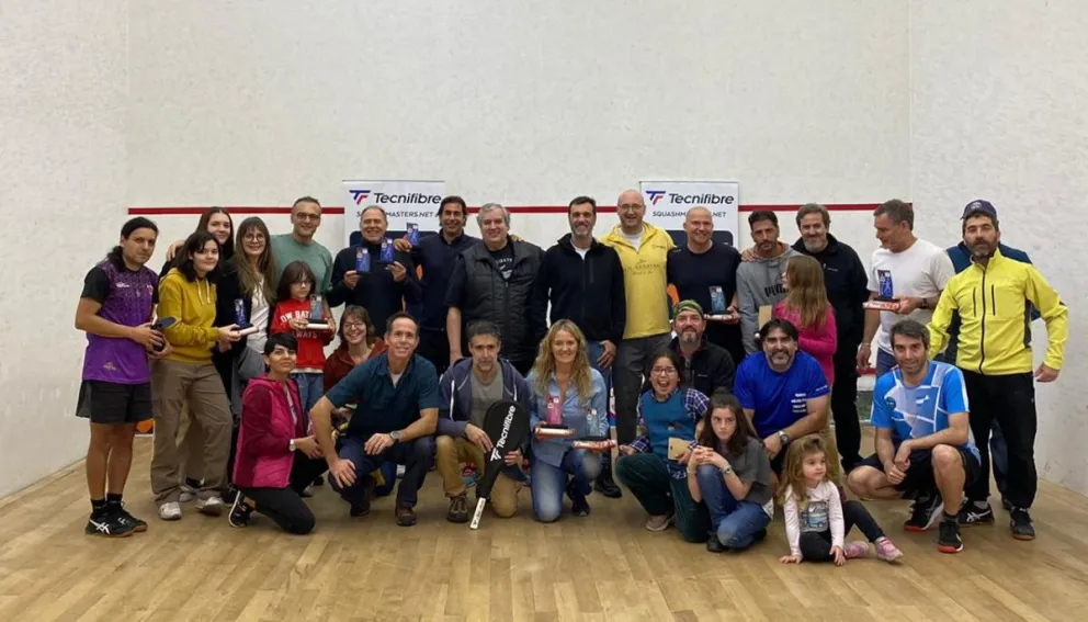 El squash máster local se lució en la Copa Cerro Bayo