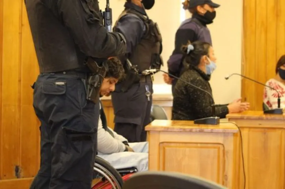 Irá a juicio por jurados por brutal homicidio y desde la cárcel amenazó a testigo clave
