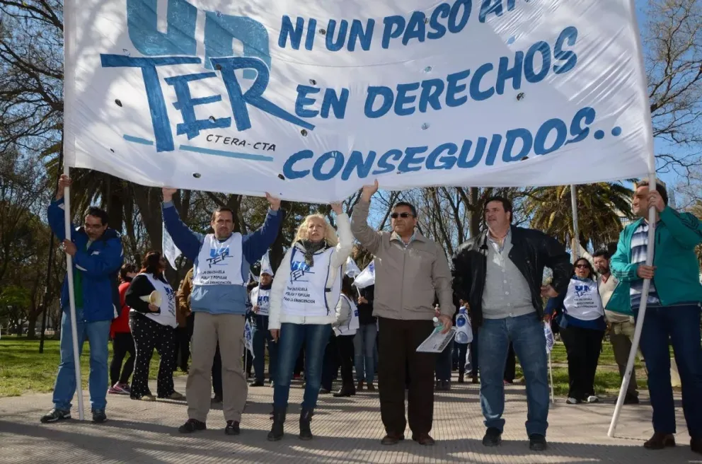UnTER acató la conciliación obligatoria y suspendió el paro de 48 horas