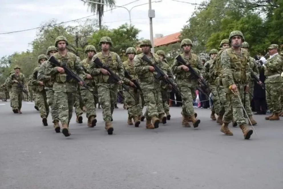 Servicio Militar Obligatorio: el ministro de Defensa consideró "un disparate" la propuesta de implementarlo
