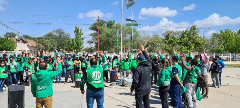 ATE inicia asambleas y exige el pago de horas recortadas