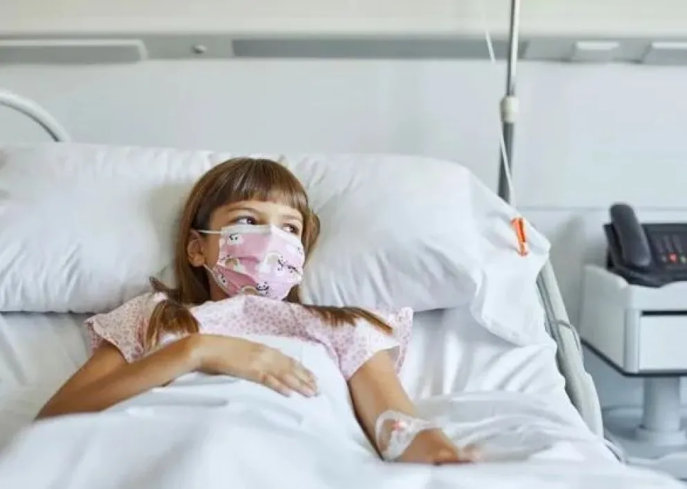 Alerta en Argentina por la misteriosa hepatitis que ataca a los niños: cuáles son los síntomas 
