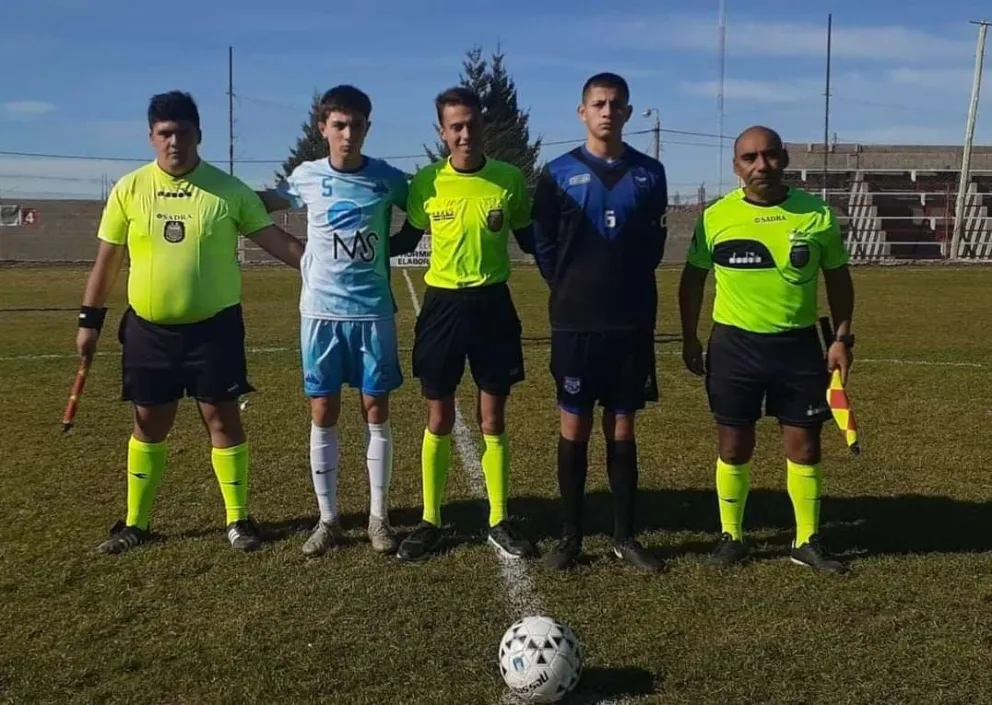 En Sub 15 y Sub 17, Bariloche y Confluencia son favoritos